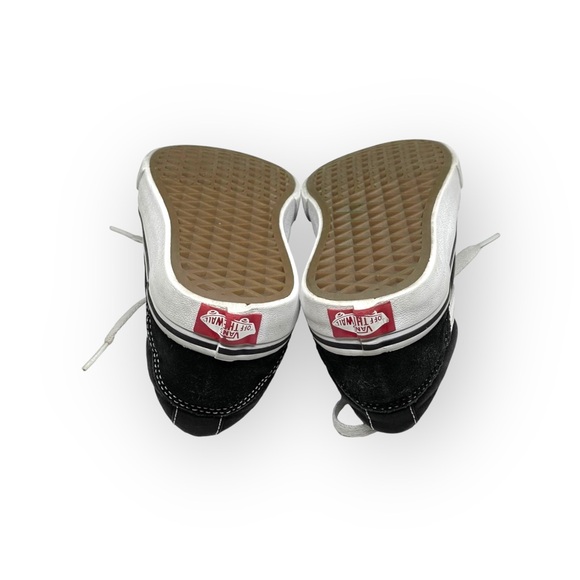 Vans® ✌︎ Classic Old Skool Sidestripe Lace Up Sneaker ✌︎︎ Black Suede ✌︎︎ 4Y 35 - Picture 11 of 16